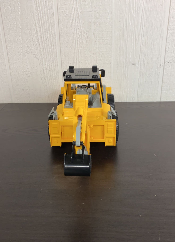 Battat Driven Backhoe Loader Vehicle