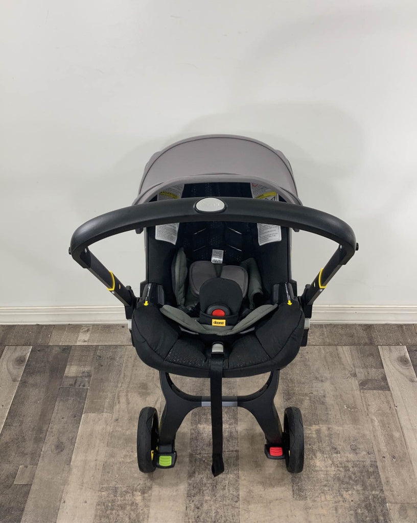 Doona Infant Car Seat & Stroller Combo, 2021, Greyhound