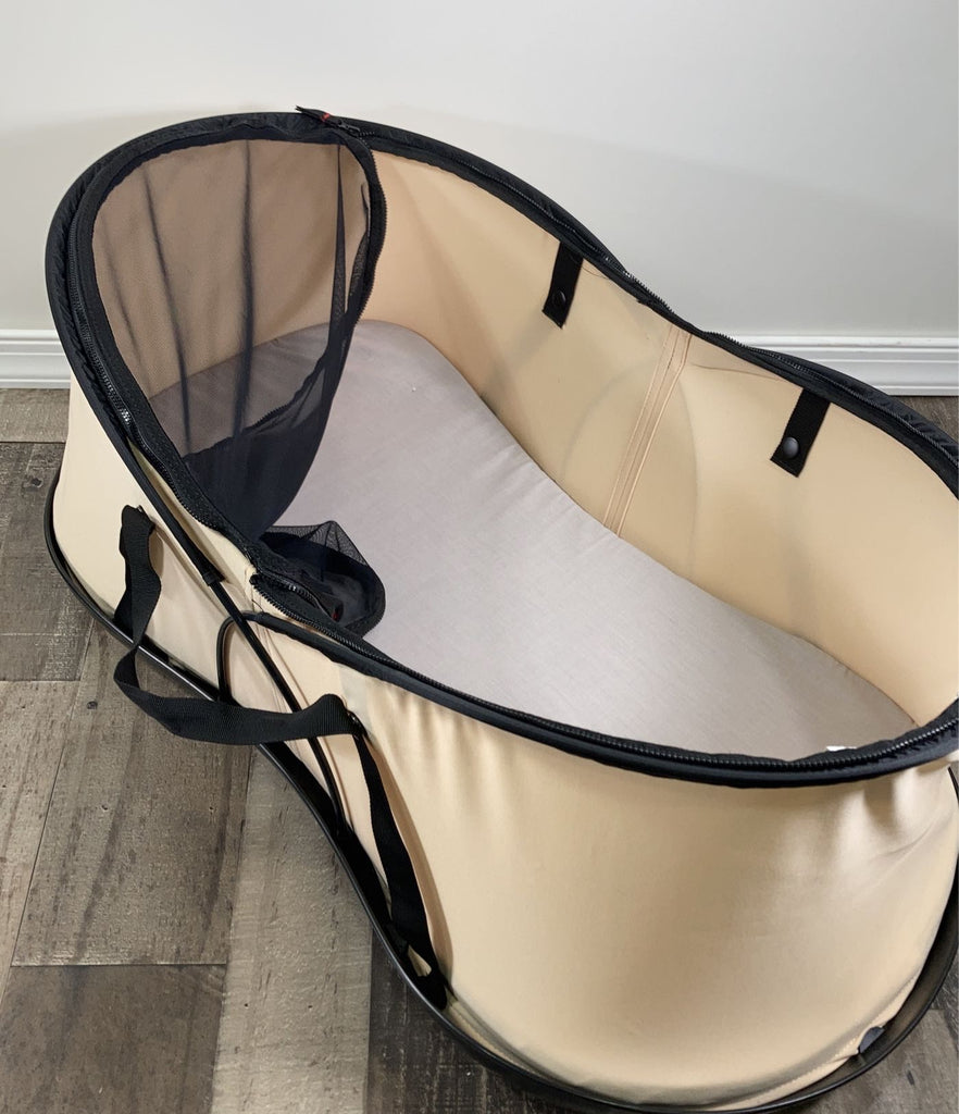 Phil & Teds Traveller Portable Baby Travel Cot with Extras! 