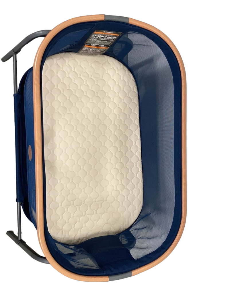 MaxiCosi Iora Bedside Essential Blue