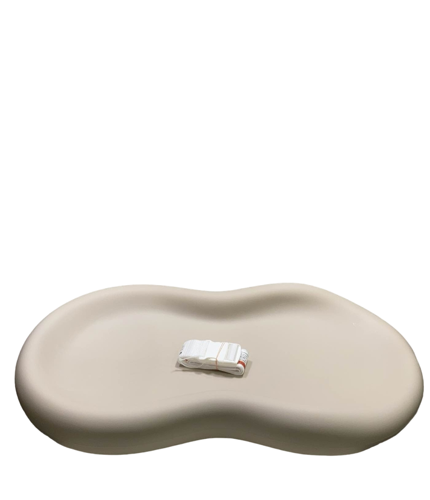 Keekaroo Peanut Changing Pad, Vanilla