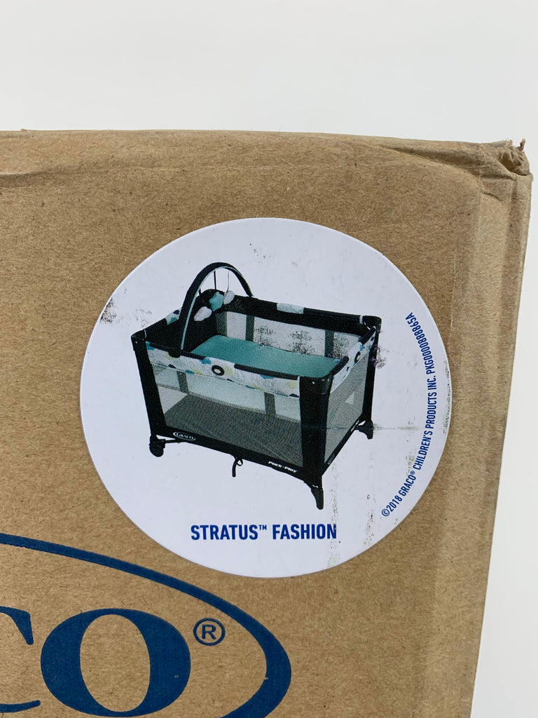 Graco Pack N Play On The Go Playard And Stratus Fashion