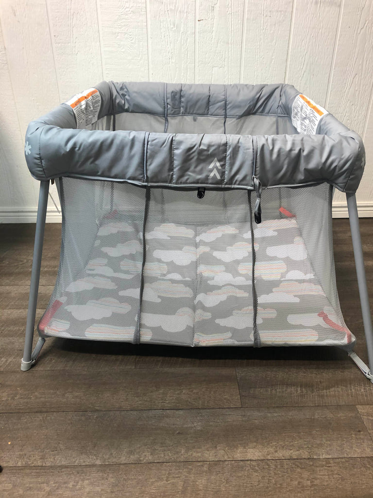 Skip Hop Play To Night Expanding Travel Crib