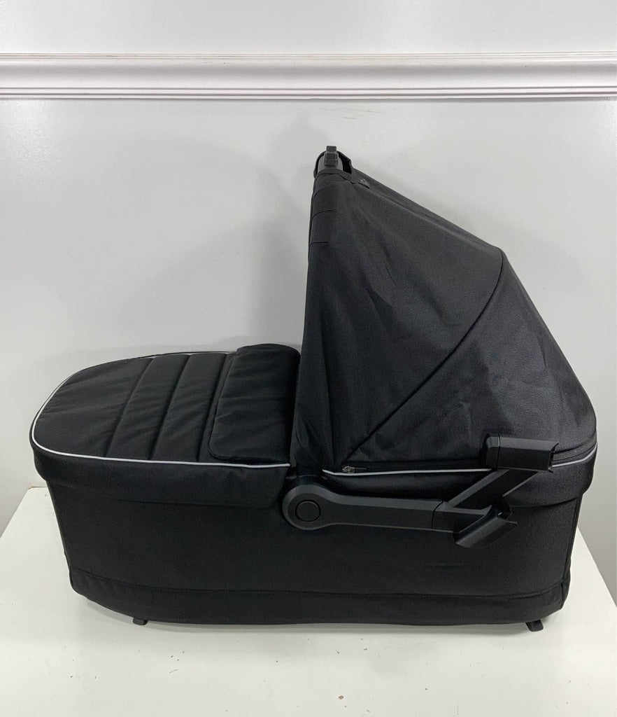 Thule Urban Glide Bassinet