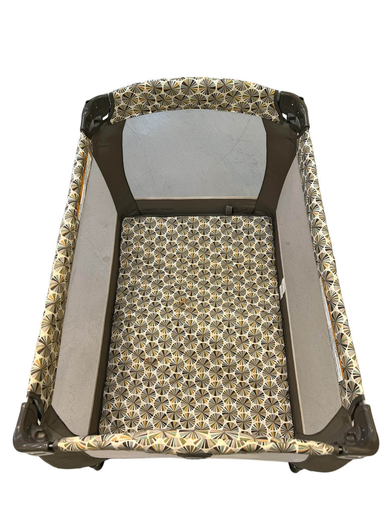 Graco Pack 'n Play Quick Connect