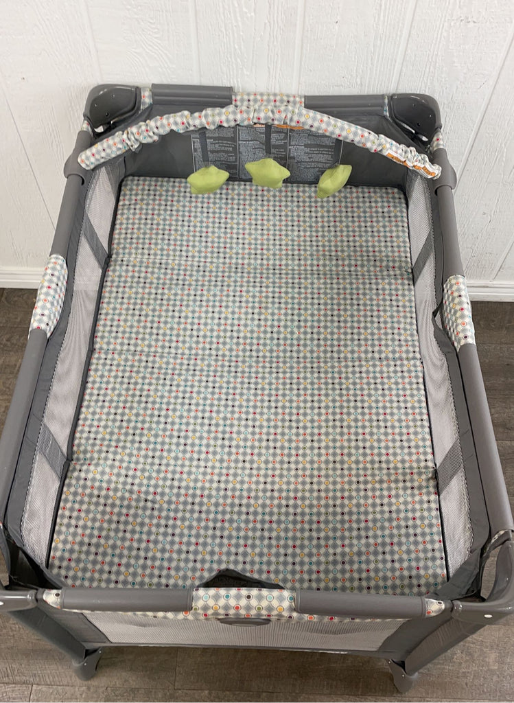 Graco Pack 'n Play Portable Playard With Insert