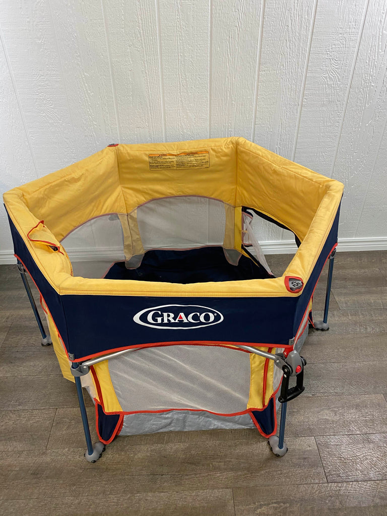 Graco Pack N Play Playard Sport