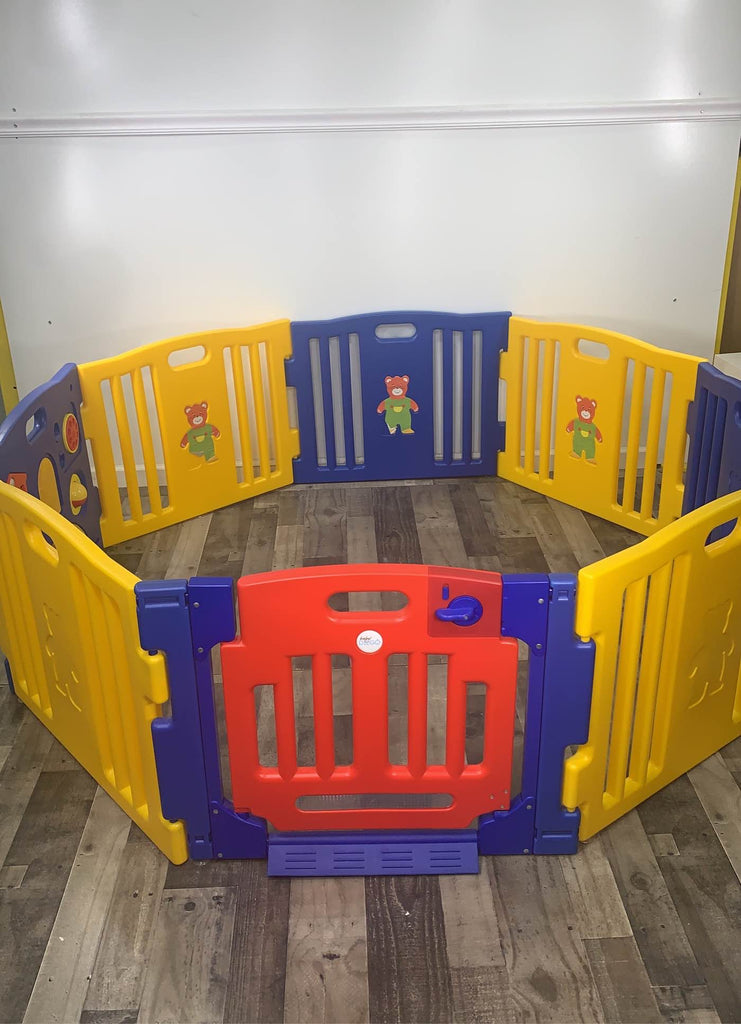 Kidzone baby store playpen 8 panel