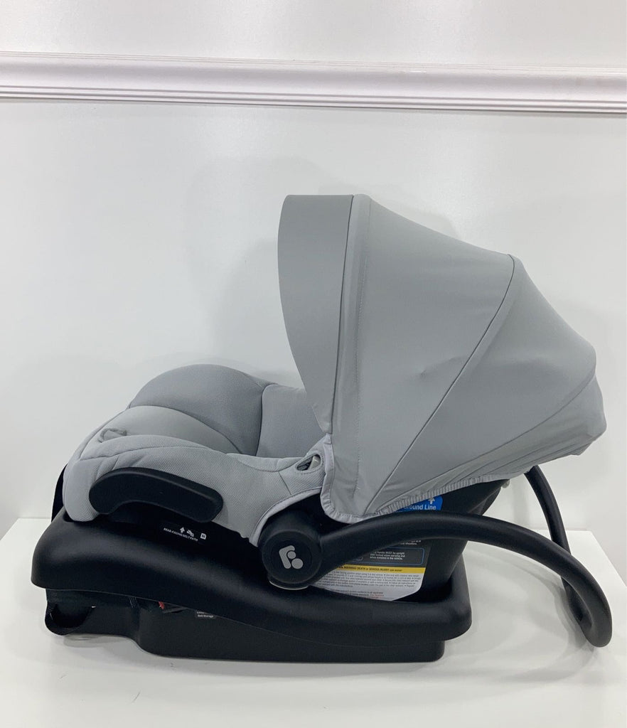 Maxi cosi mico clearance max 30 grey gravel