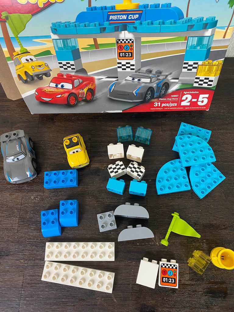 Baron brysomme middelalderlig Lego Duplo Cars 3 Piston Cup Race