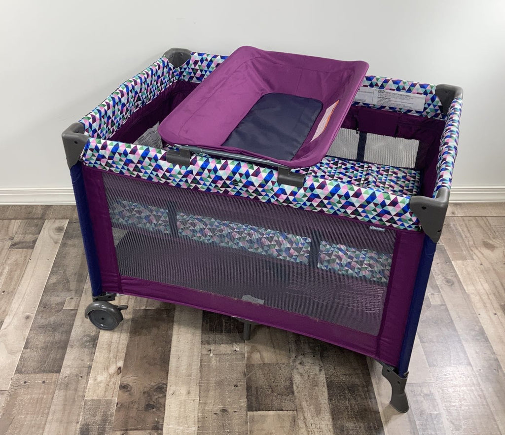 Babideal Playard With and Changer