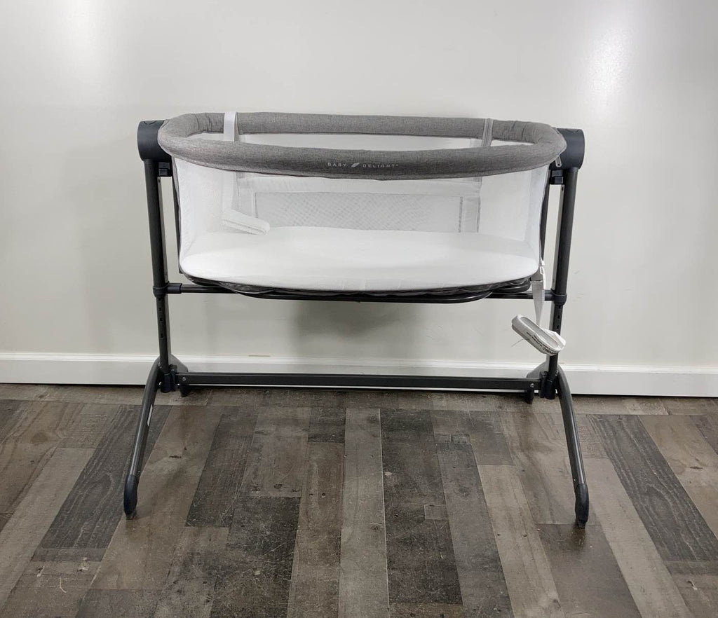 Baby Delight Beside Me Wink & Bedside Sleeper, Pebble Grey