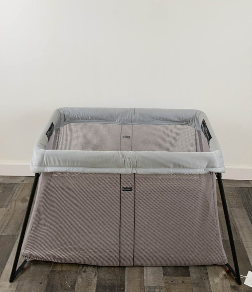 BabyBjorn Travel Crib Light, Silver