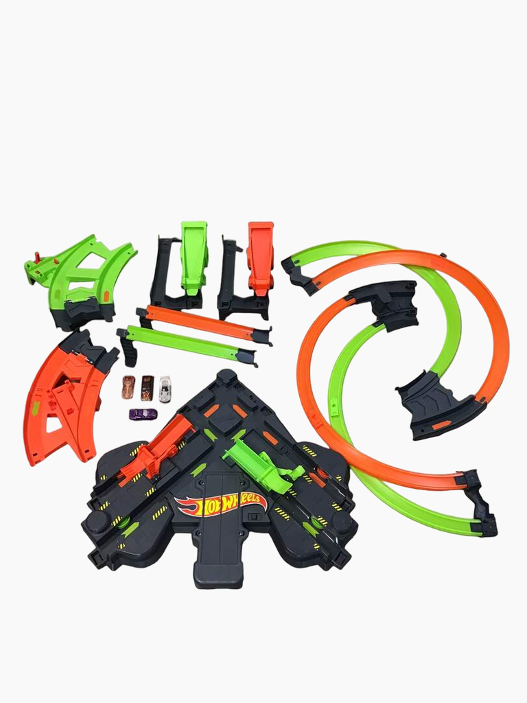 Hot Wheels Colossal Crash Track Set