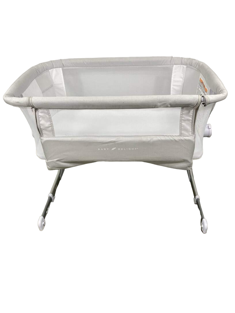 Baby Delight Beside Me Dreamer & Bedside Sleeper, Driftwood G