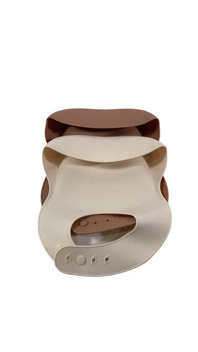 Shop AEIOU Bib 2-Pack, Clay/Oat Milk at GoodBuy Gear