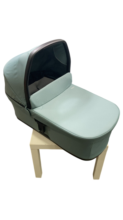 Shop Thule Urban Glide 3/4 Bassinet, Mid Blue at GoodBuy Gear