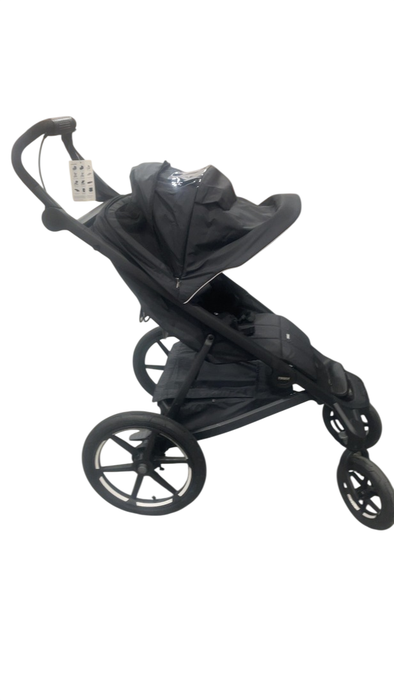 Shop Thule Urban Glide 4-Wheel Stroller, 2024, Black, Click In Buckle at GoodBuy Gear