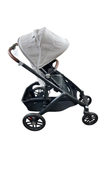 Shop UPPAbaby VISTA V2 Stroller, 2023, Anthony (White & Grey Chenille) at GoodBuy Gear