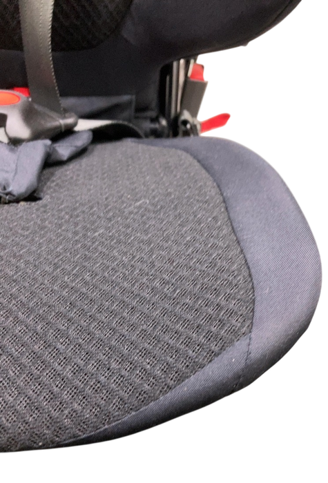 Shop WAYB Pico Portable Car Seat Bundle, 2022, Jet, with Carry Bag at GoodBuy Gear