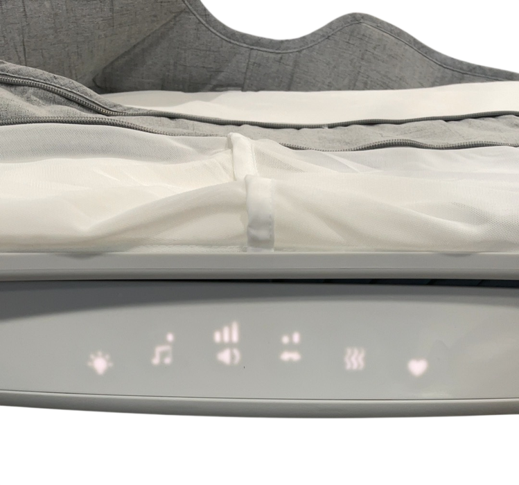 Shop Halo BassiNest Connected Swivel Sleeper 3.0, White/Grey at GoodBuy Gear