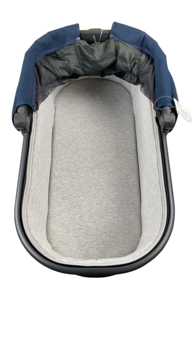 Shop UPPAbaby V2 Bassinet, Noa (Navy) at GoodBuy Gear