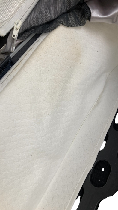 Shop UPPAbaby V2 Bassinet, Bryce (White Marl) at GoodBuy Gear