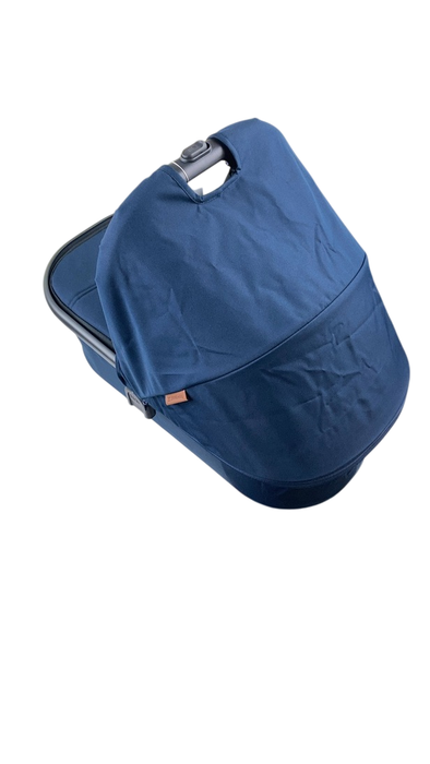 Shop UPPAbaby V2 Bassinet, Noa (Navy) at GoodBuy Gear