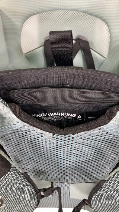 Shop Thule Sapling Child Carrier, Black at GoodBuy Gear