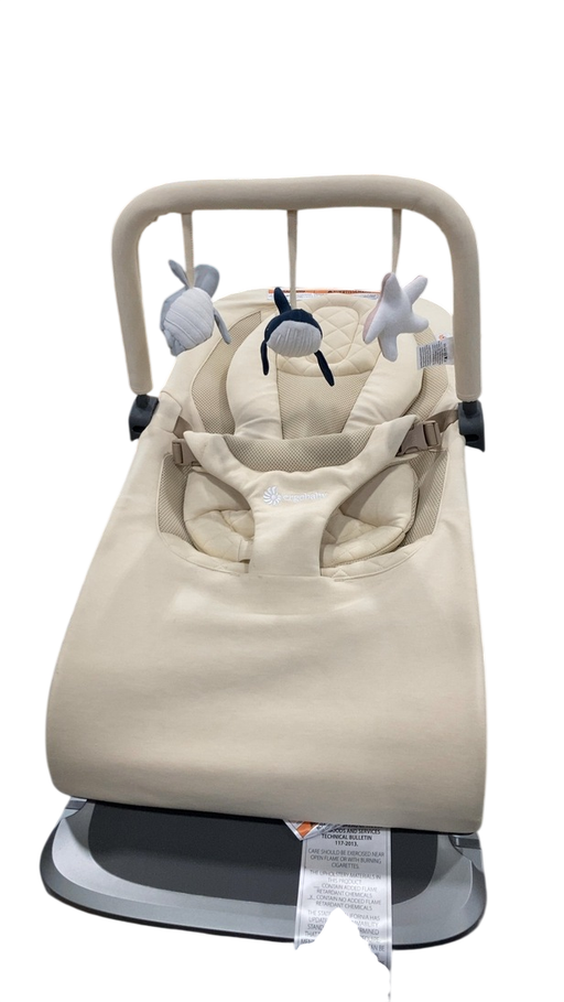 Shop Ergobaby Evolve Bouncer & Toy Bar Bundle, Cream at GoodBuy Gear