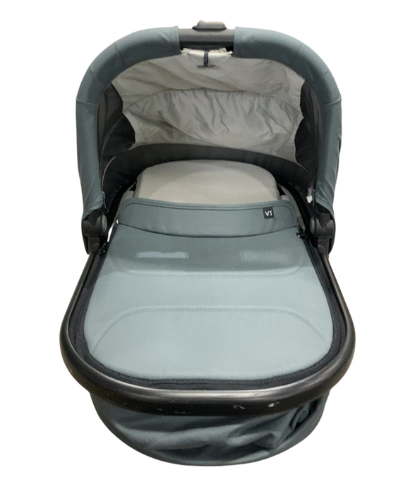 Shop UPPAbaby Bassinet V3, Dillan (Stone Blue) at GoodBuy Gear