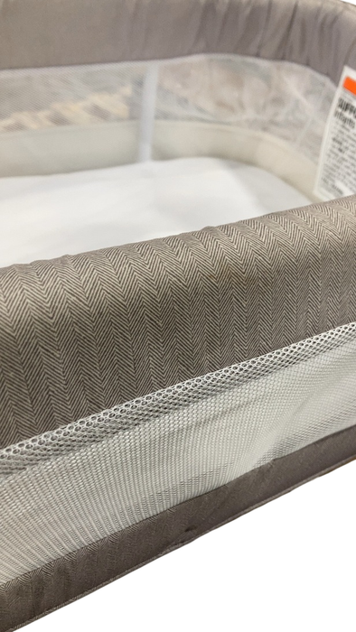 Shop Simmons Kids Shooting Star Rocking Bassinet With Airflow Mesh at GoodBuy Gear