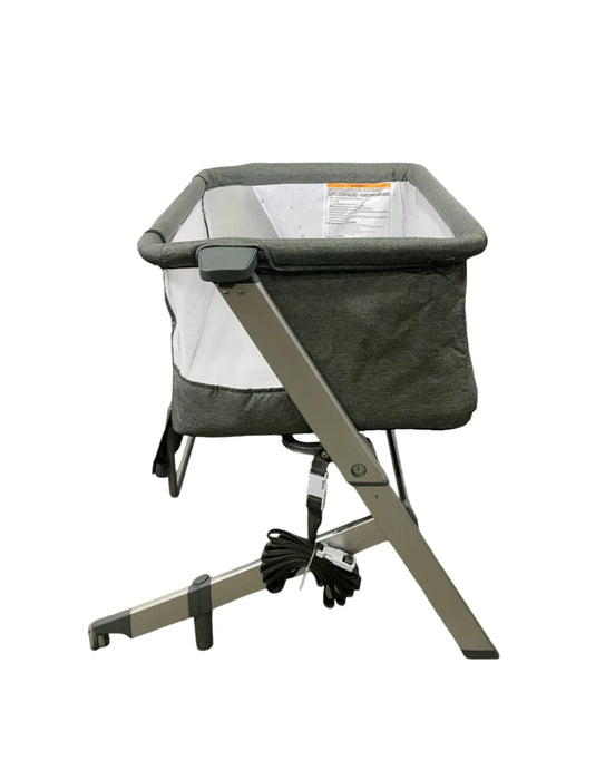 Dream On Me Skylar Bassinet and Bedside Sleeper, Grey