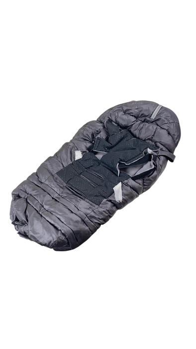 Shop 7 A.M. Enfant Blanket 212 Evolution, Metallic Charcoal at GoodBuy Gear