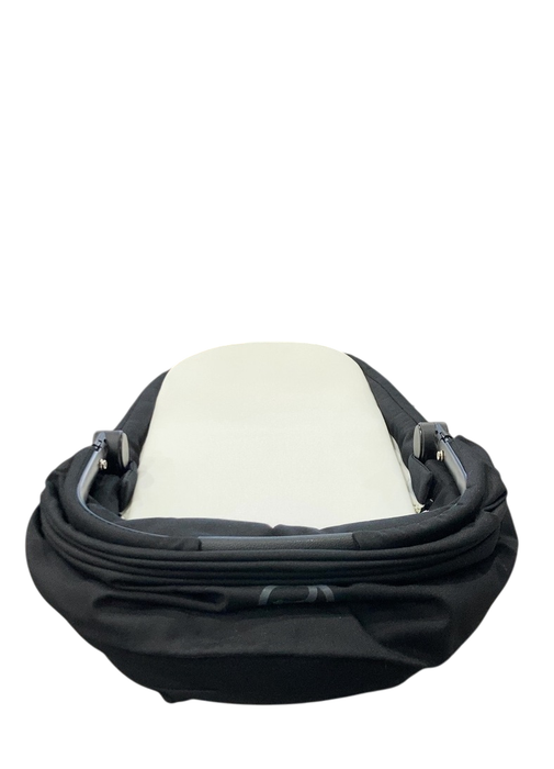 Shop Cybex Cot S Lux, Moon Black at GoodBuy Gear