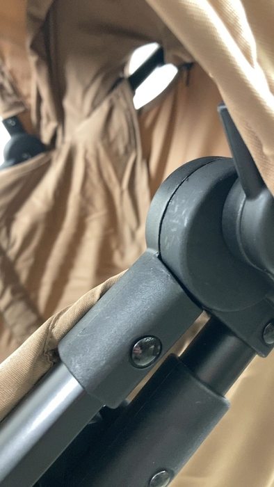 Shop Zoe The Traveler Stroller, 2023, Brown at GoodBuy Gear