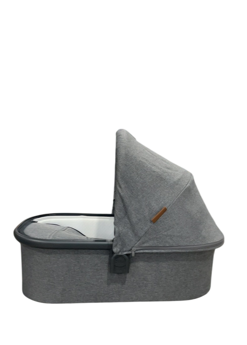 Shop UPPAbaby V2 Bassinet, Greyson (Charcoal Melange) at GoodBuy Gear