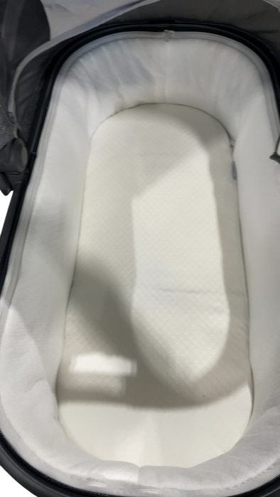 Shop UPPAbaby V2 Bassinet, Greyson (Charcoal Melange) at GoodBuy Gear