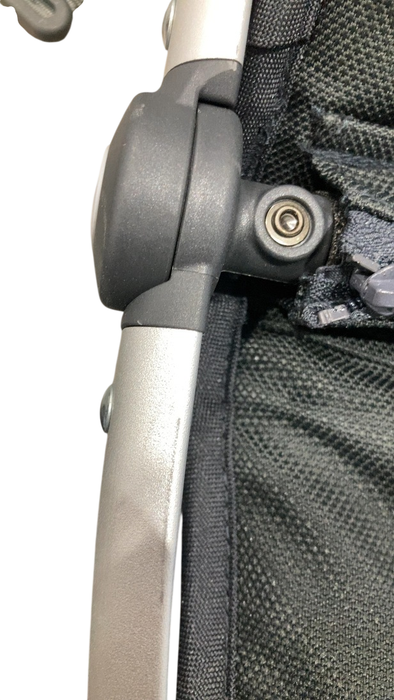 Shop UPPAbaby VISTA V2 Stroller, 2020, Emmett (Green Melange) at GoodBuy Gear