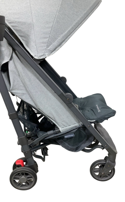 Shop UPPAbaby G-LUXE Stroller, 2024, Greyson (Charcoal Melange) at GoodBuy Gear