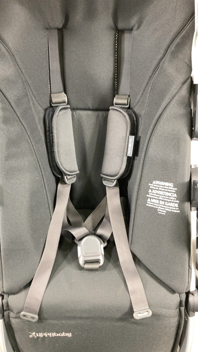 Shop UPPAbaby Vista V3 Stroller, 2024, Declan (Oat Mélange) at GoodBuy Gear