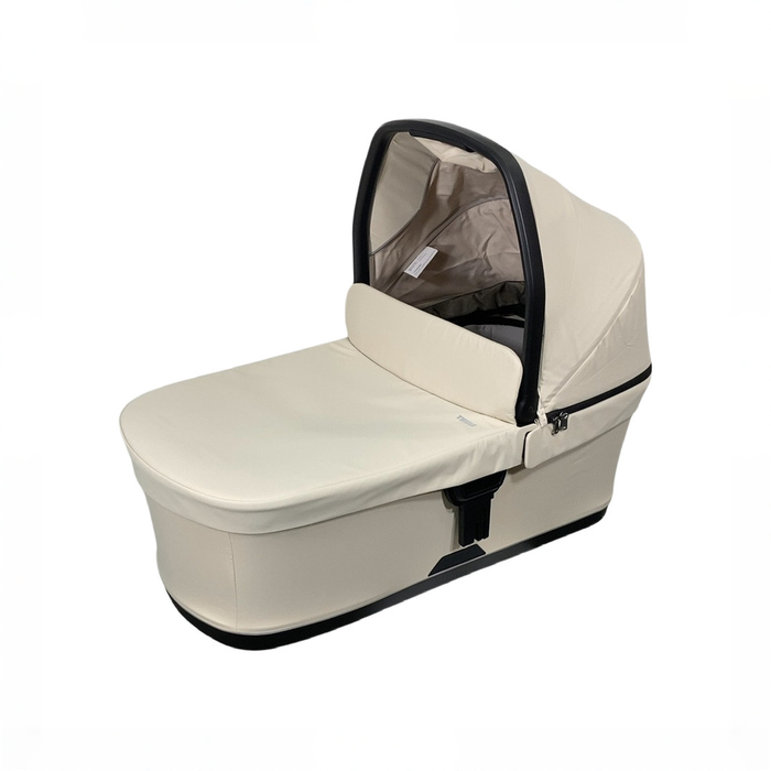Shop Thule Bassinet, Soft Beige at GoodBuy Gear