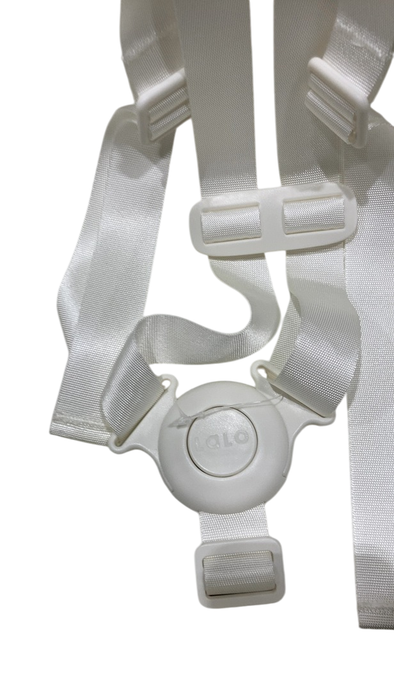 Shop Lalo The Chair, Coconut, White at GoodBuy Gear