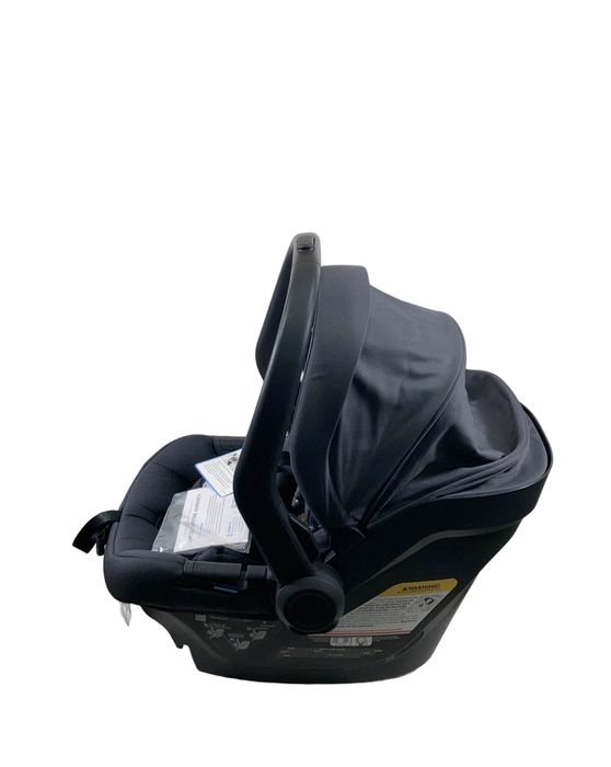 secondhand UPPAbaby MESA MAX Infant Car Seat and Base, 2023, PureTech Greyson