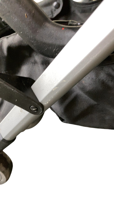 Shop Colugo Compact Stroller, 2021, Navy at GoodBuy Gear