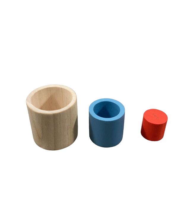 Shop Lalo The Play Box Year 1, 7-8 Months at GoodBuy Gear