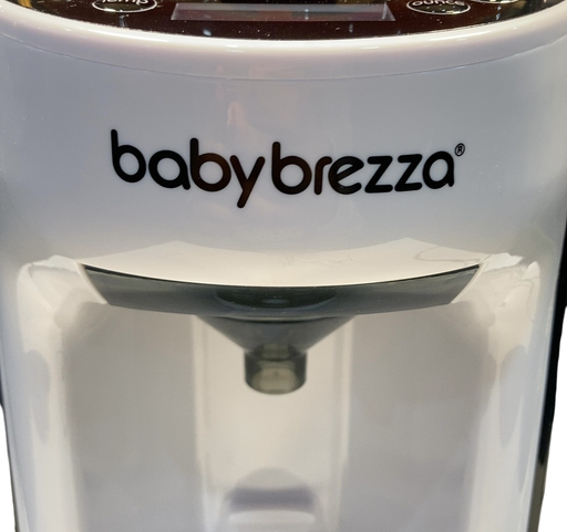 Shop Baby Brezza Formula Pro Advanced Baby Formula Dispenser, White at GoodBuy Gear