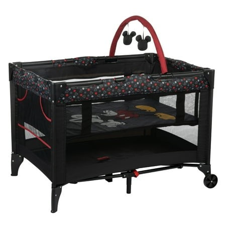 Disney Baby 3D Ultra Play Yard with Bassinet, Modern Mickey