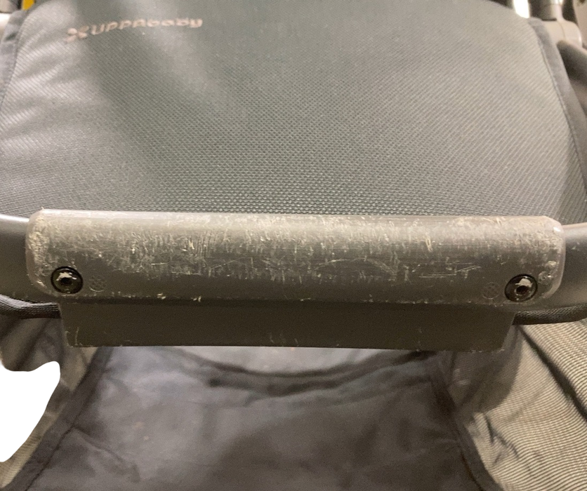 Shop UPPAbaby CRUZ V2 Stroller, 2021, Jake (Charcoal) at GoodBuy Gear