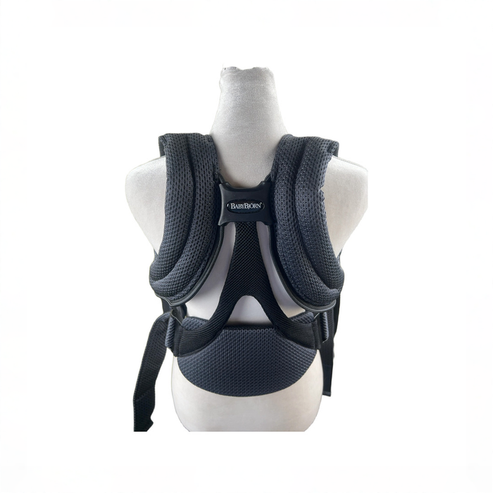 Shop BabyBjorn Baby Carrier Free 3D Mesh, Anthracite at GoodBuy Gear